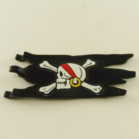 Drapeau Pirate Déchiré par les Combats | Jolly Roger