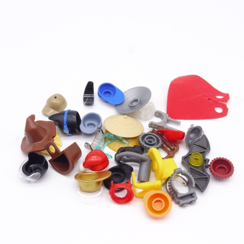 Lego LEG0832 Gros Lot de Vêtements Chapeaux Accessoires Lego